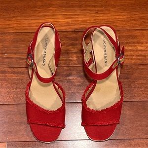 Lucky Brand Mindra Sandals Sz 10